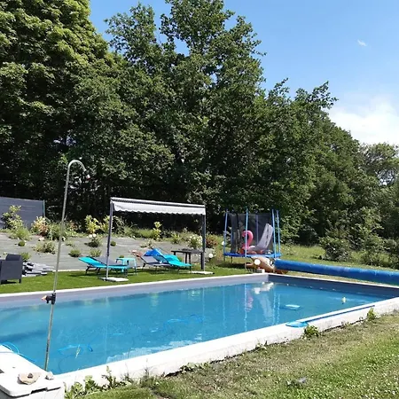 Au Coeur Des Volcans D'auvergne Apartman *
