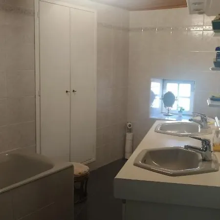 Au Coeur Des Volcans D'auvergne Apartman *